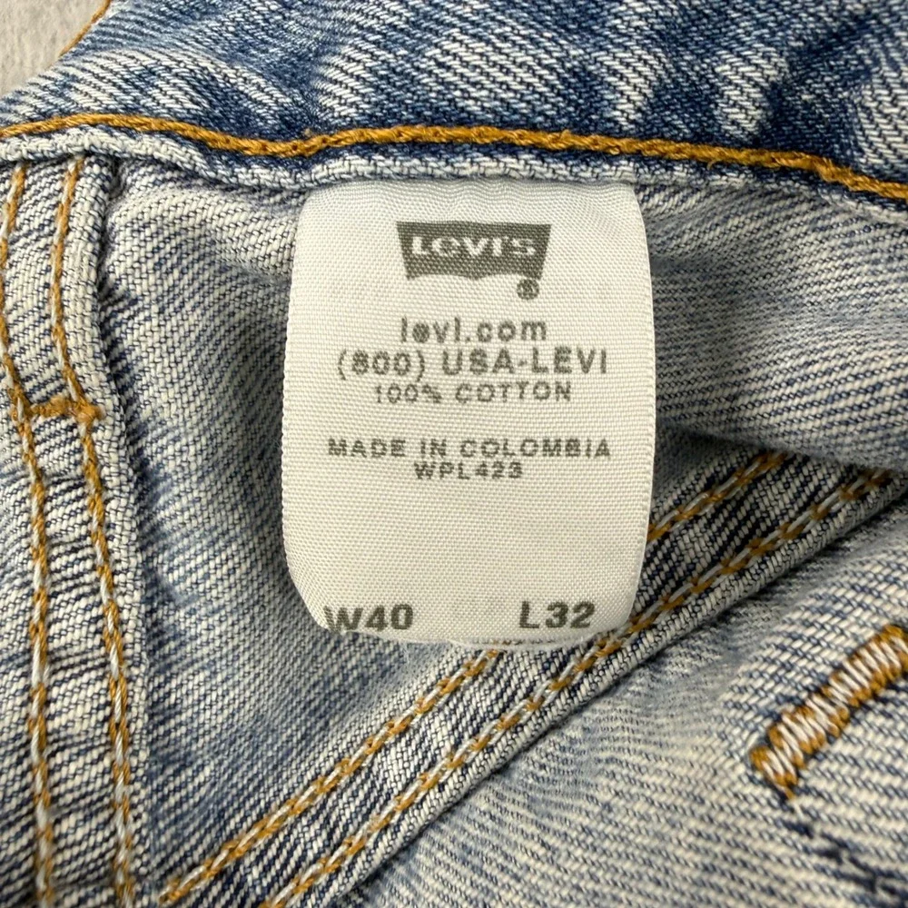Vintage Levis Jeans Mens Fits 40x30 Blue 501 Straight Leg Y2K Button Fly Denim